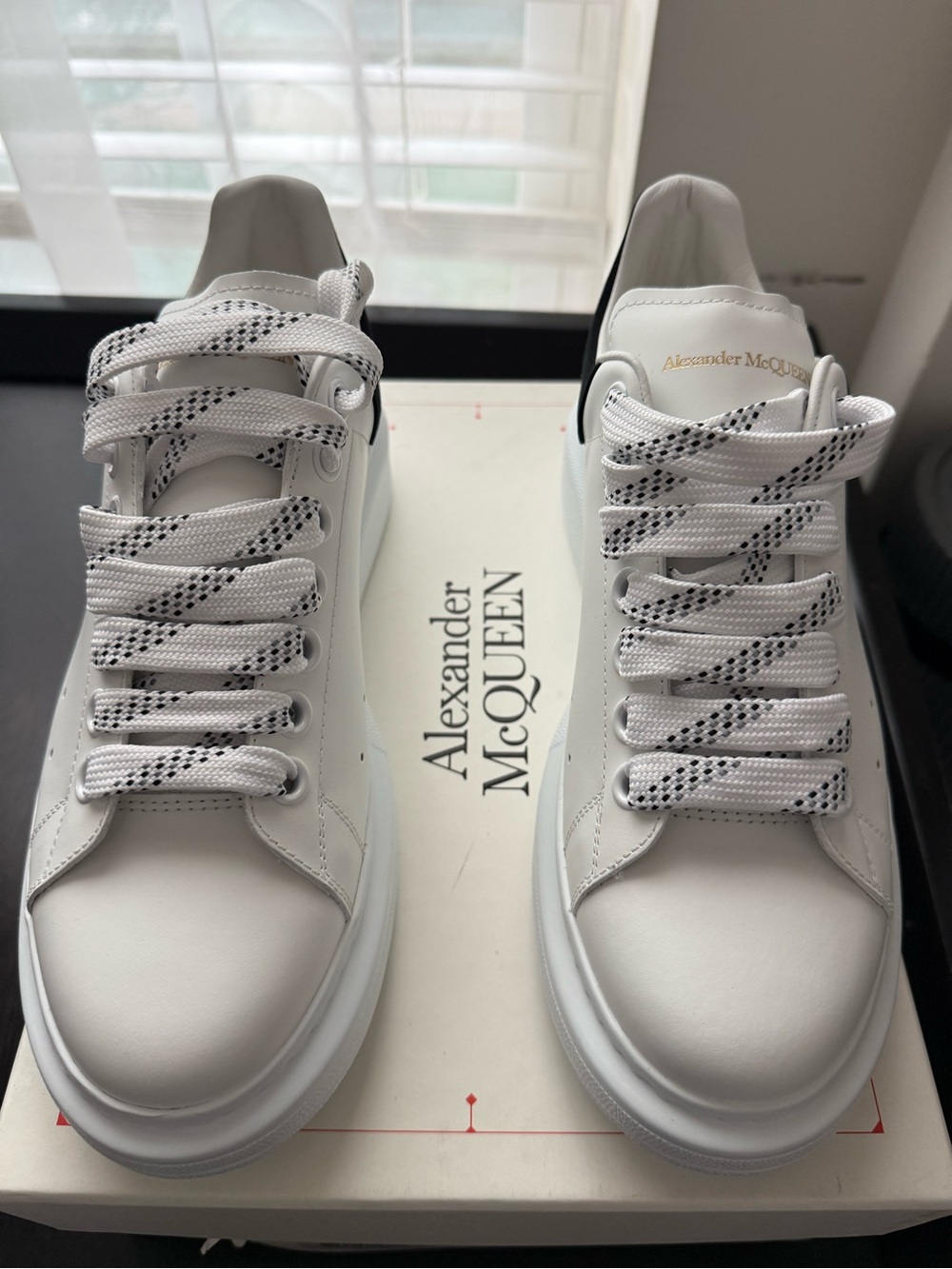 Alexander McQueen White Sneakers with Black Heel Tab - Picture 6 of 13